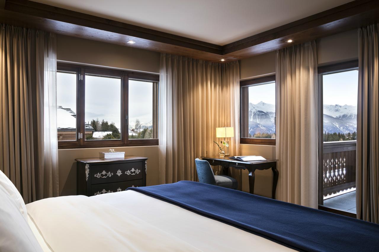 กวาร์ดา กอล์ฟ โฮเต็ล แอนด์ เรสซิเดนซ์ Hotel ครองส์มอนตานา ภายนอก รูปภาพ