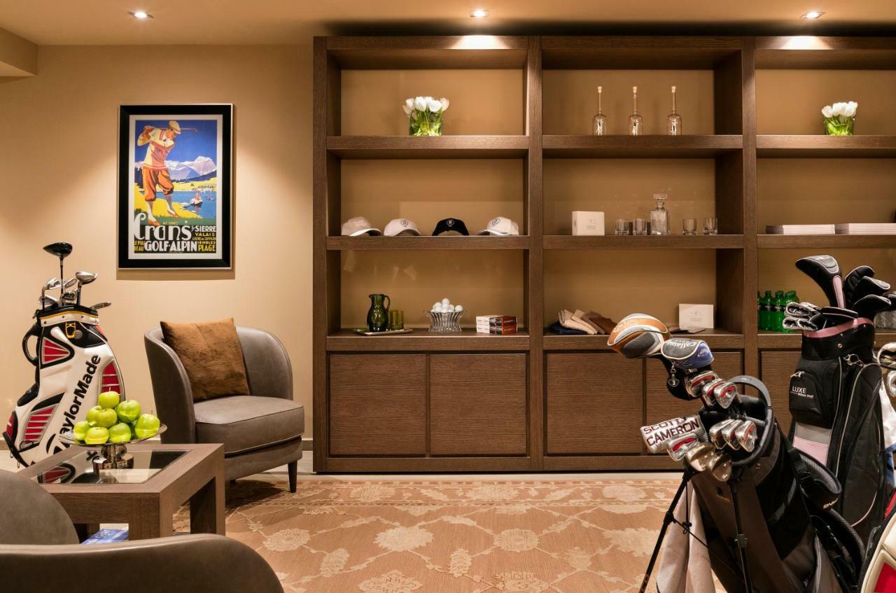 กวาร์ดา กอล์ฟ โฮเต็ล แอนด์ เรสซิเดนซ์ Hotel ครองส์มอนตานา ภายนอก รูปภาพ